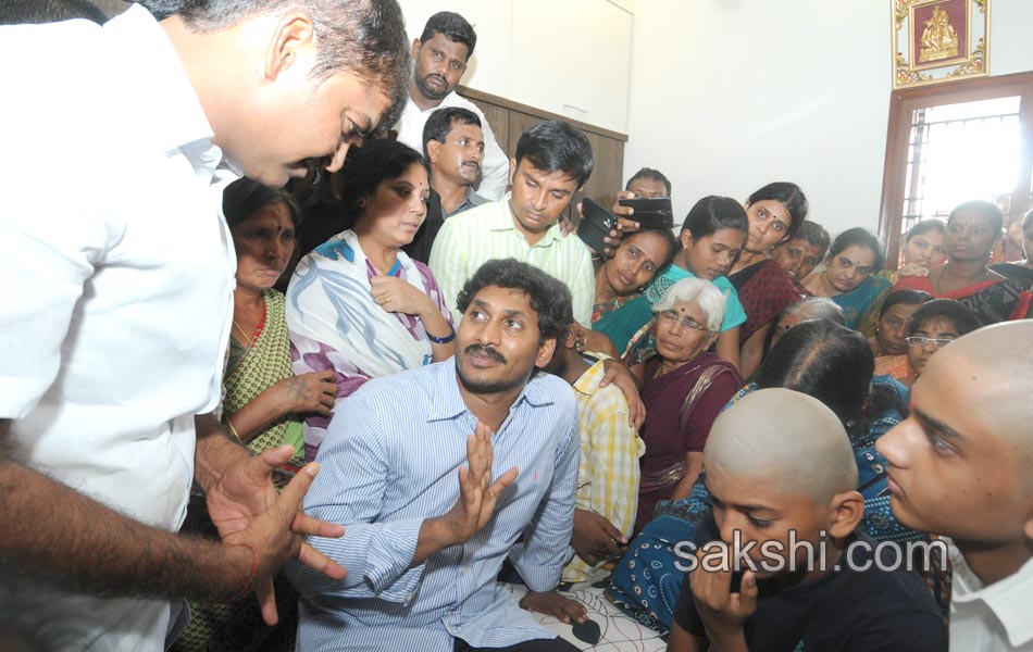 ys jagan mohan reddy - Sakshi19