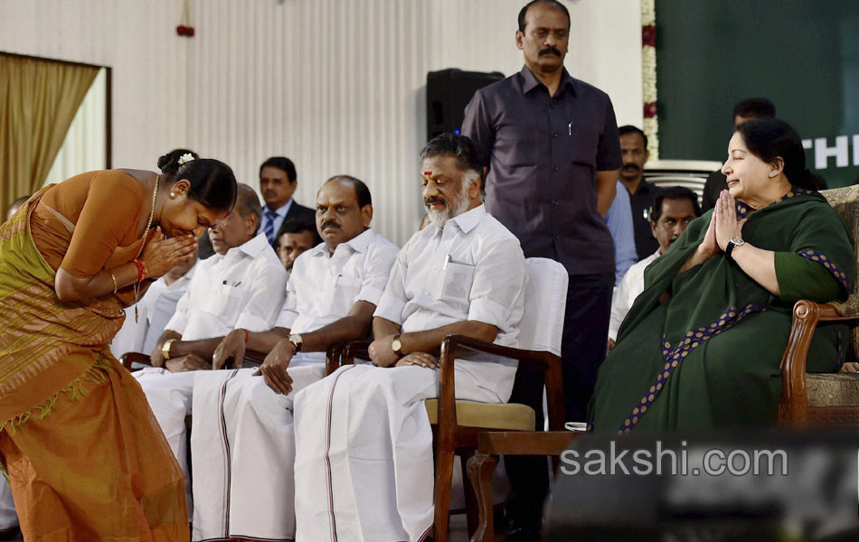 jayalalitha sworn in as chief minister for fifth time5