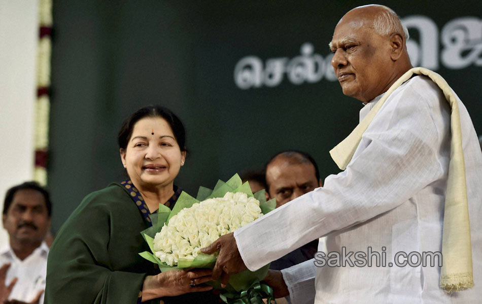 jayalalitha sworn in as chief minister for fifth time9