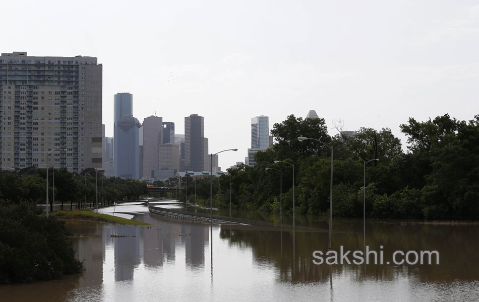 Heavy rains in America - Sakshi3