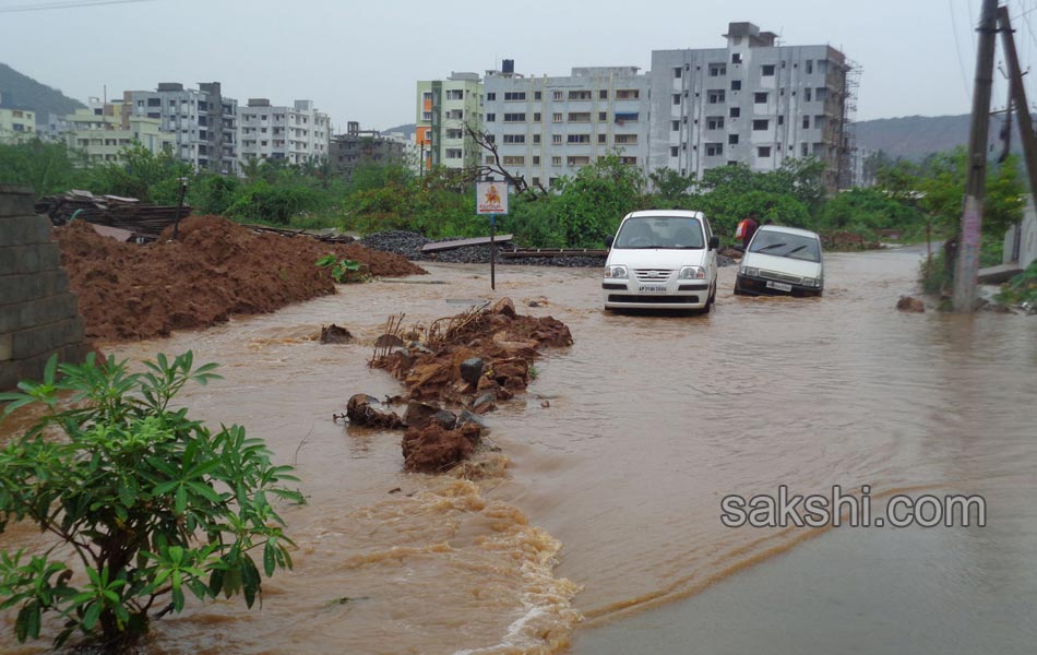 visakhapatnam rain photos11