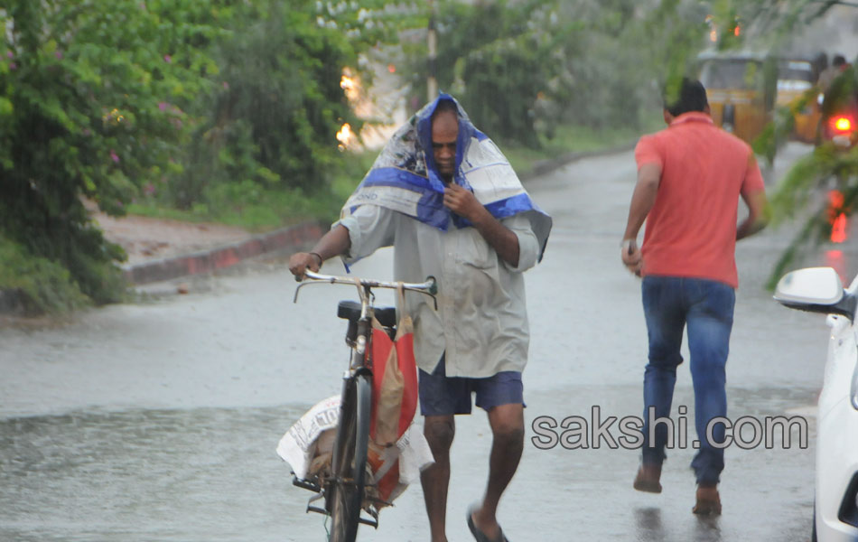 visakhapatnam rain photos12