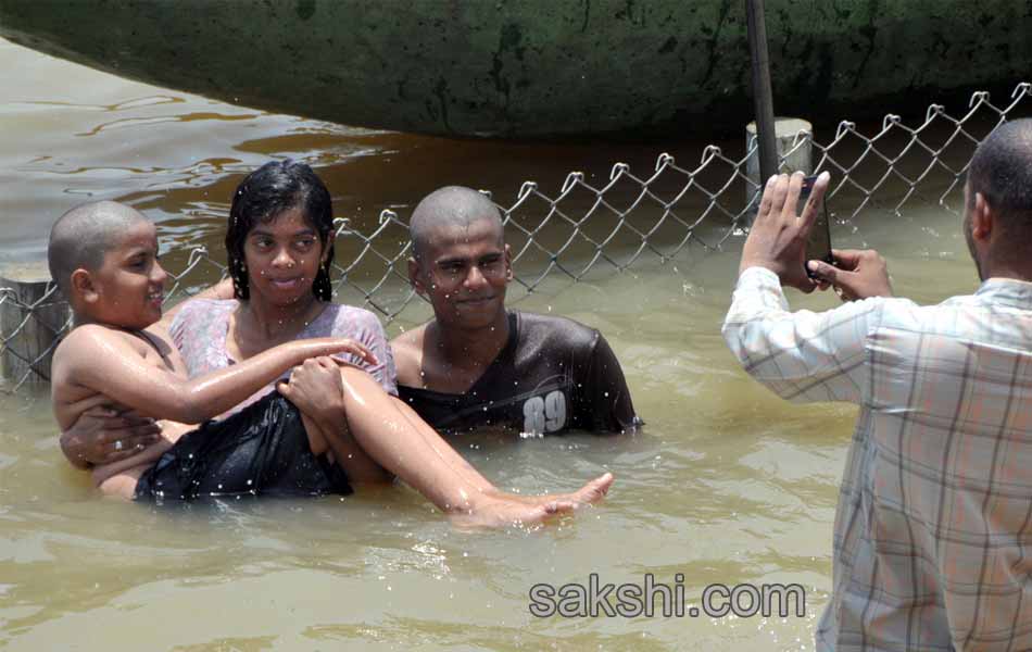 Pushkaralu 2015 Godavari Set To Consecrate Devotees - Sakshi9