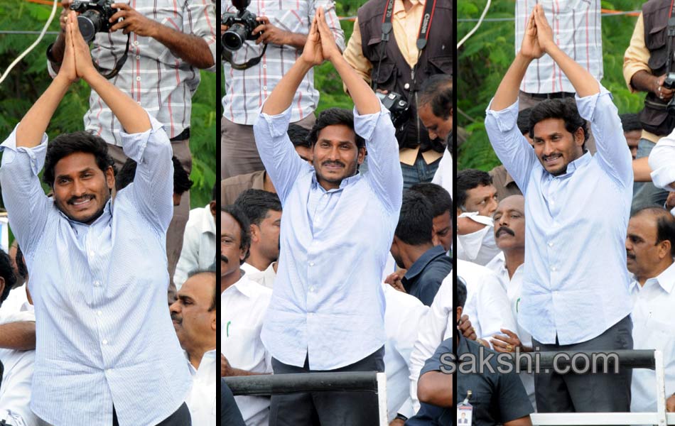 ys jagan Raithu Bharosa Yatra concluded in anantapur district - Sakshi2