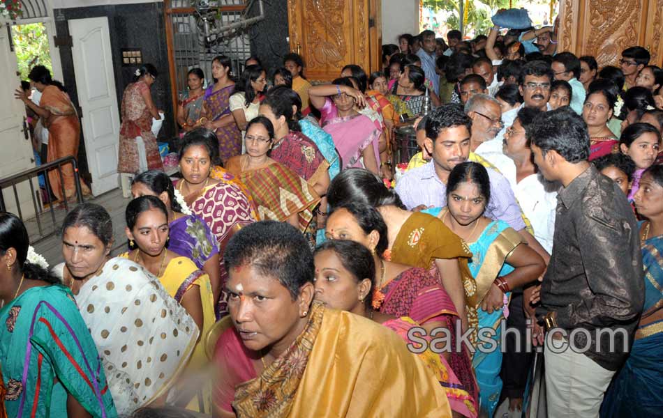 guru pournami celebrations in temples6