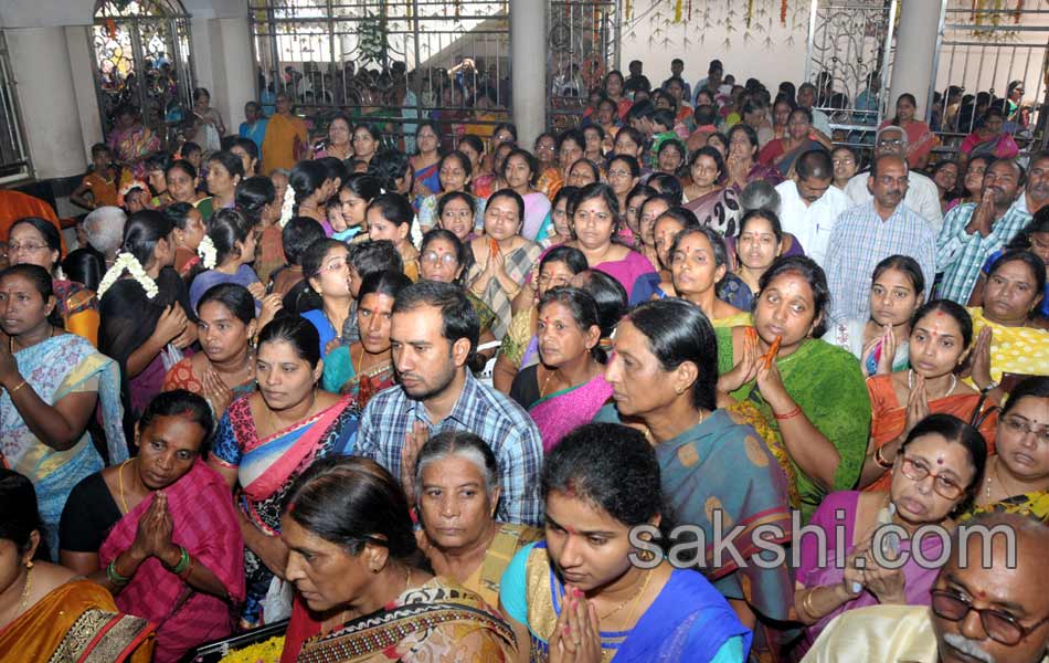 guru pournami celebrations in temples2