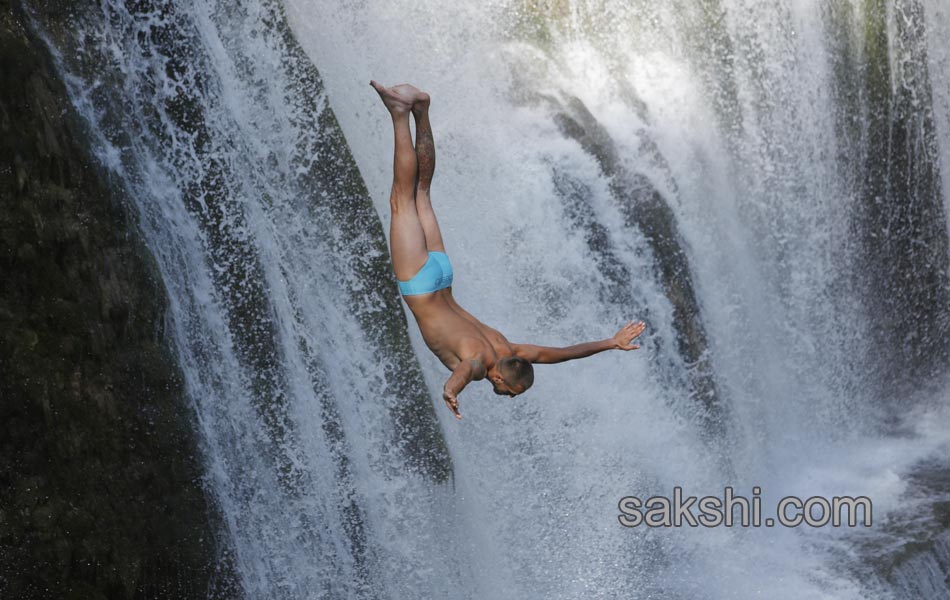 Bosnia Waterfall Jumping4