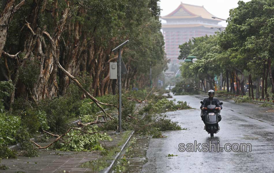 TAIWAN CHINA WEATHER STROM16