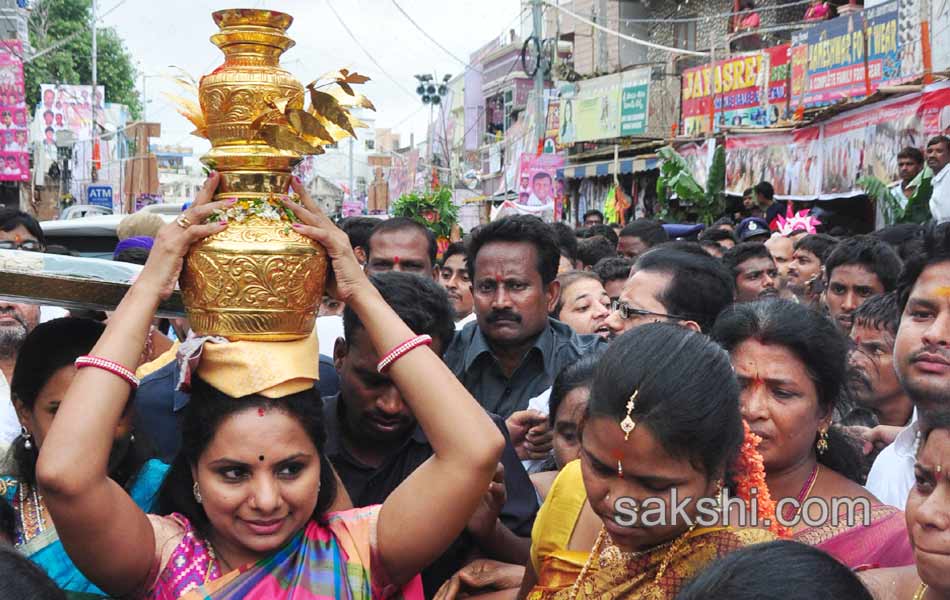 bonalu in hyderabad - Sakshi18