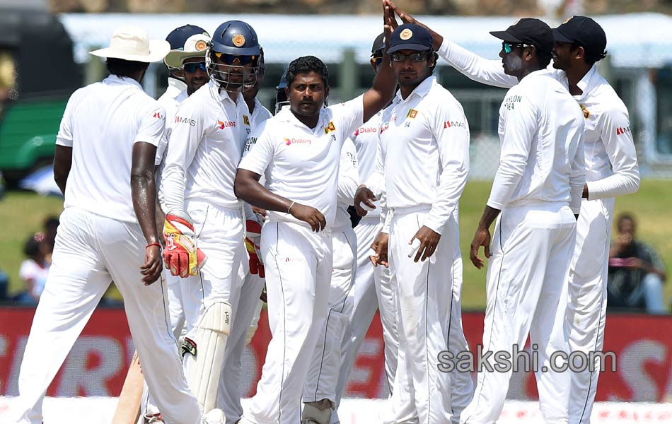 srilanka beats team india by 63 runs in first test - Sakshi17