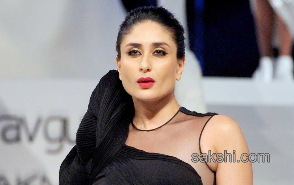 Indian Bollywood actress Kareena Kapoor as brand ambassador for Lakme1