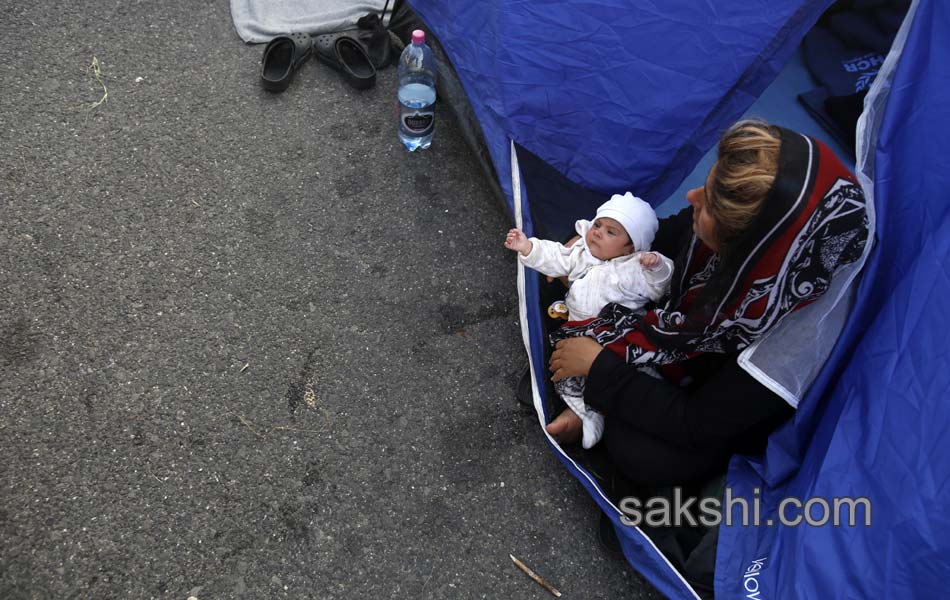 Serbia Hungary Migrants3