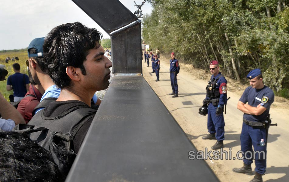 Serbia Hungary Migrants18