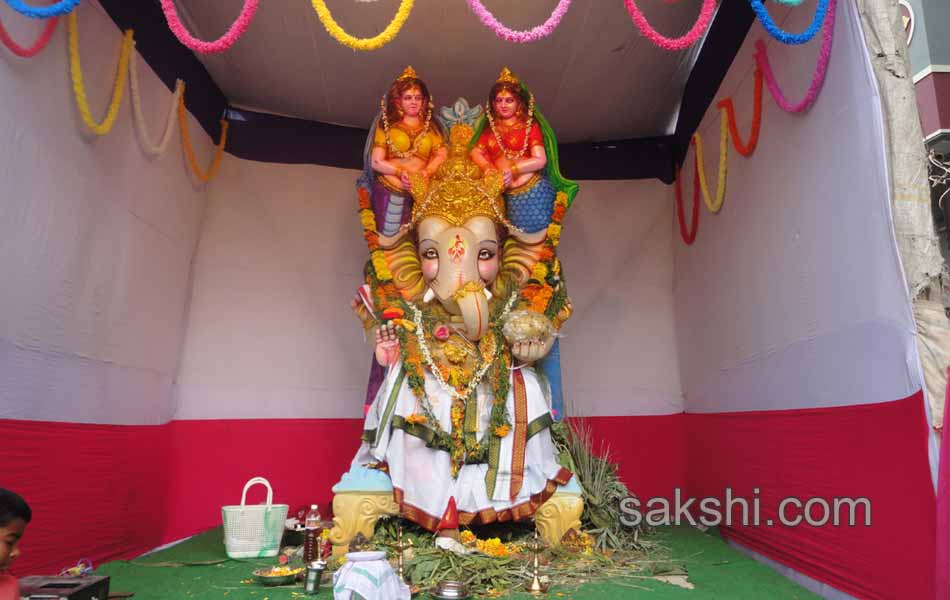 ganesh chaturthi celebrations in khammam district on second day9