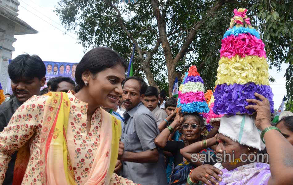 YS Sharmila final day paramarsha yatra - Sakshi15