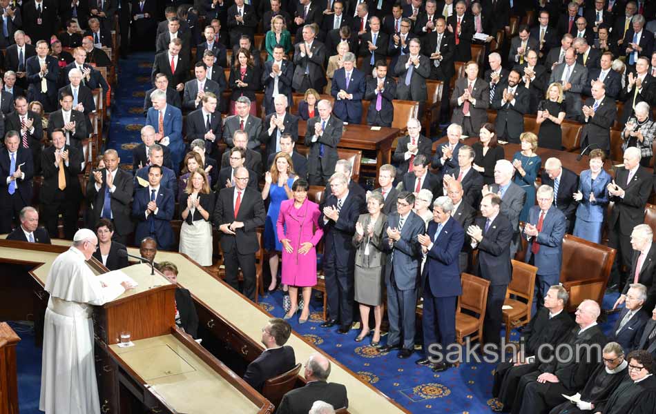 Pope Francis addresses a joint meeting of the US Congress - Sakshi15