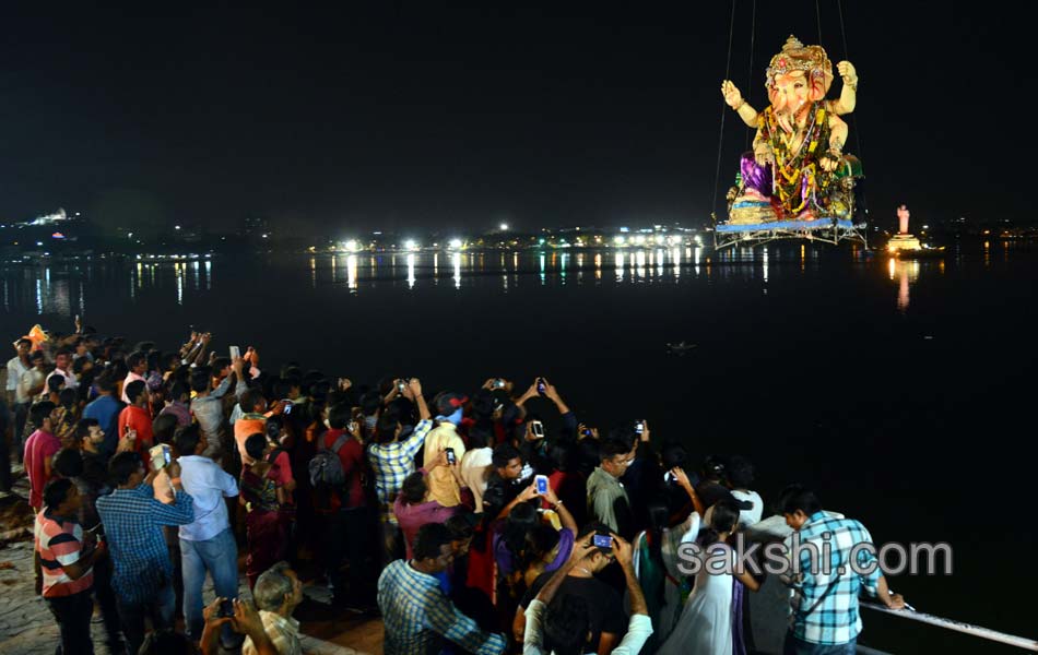 God Ganesh sobhayatra To tight security13