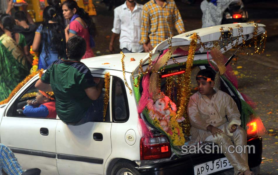 God Ganesh sobhayatra To tight security21