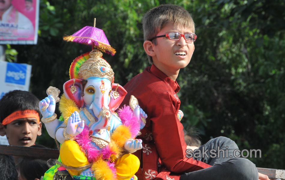 ganesh immersion 2015 hyderabad - Sakshi13