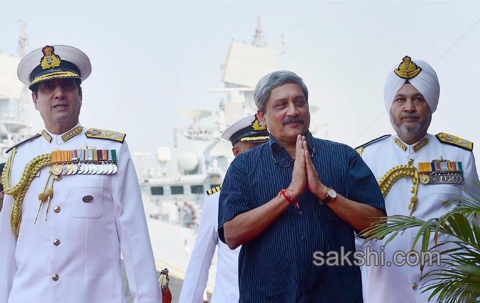 naval warship INS Kochi in Mumbai3