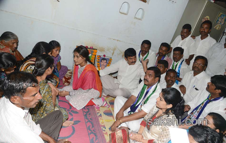 YS sharmila tour in karimnagar district4