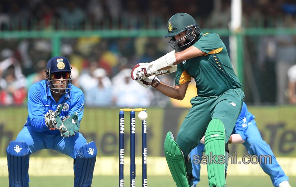 south africa won first one day international match - Sakshi7