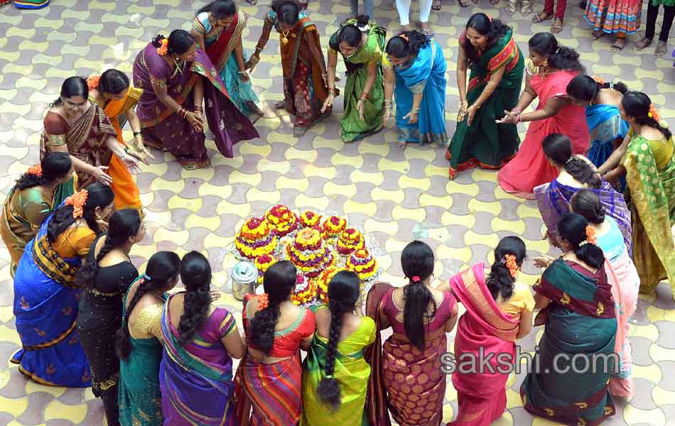 Bathukamma celebrations in hyderabad - Sakshi2