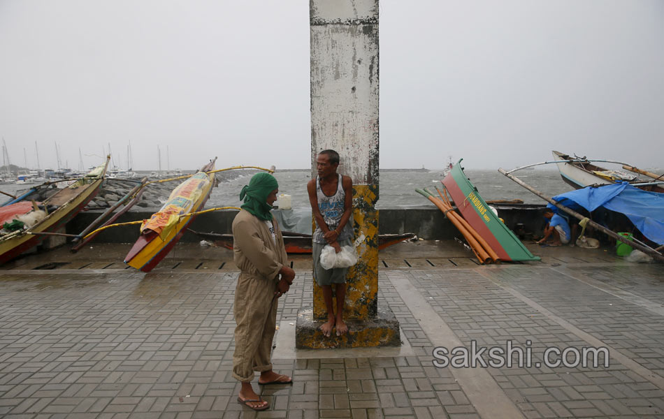 Philippines Typhoon13