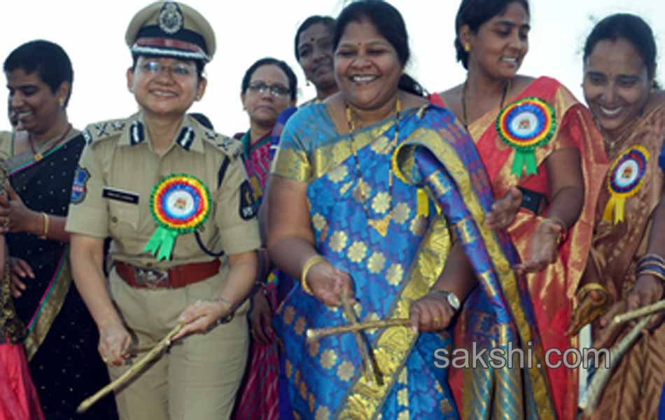 Bathukamma celebrations in hyderabad8