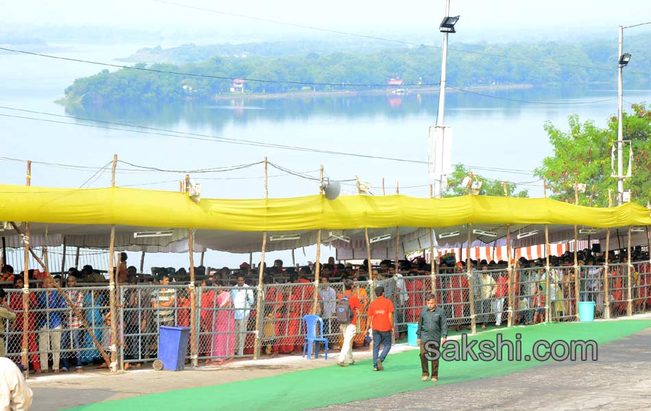 kanakadurgamma Temple in Vijayawada16