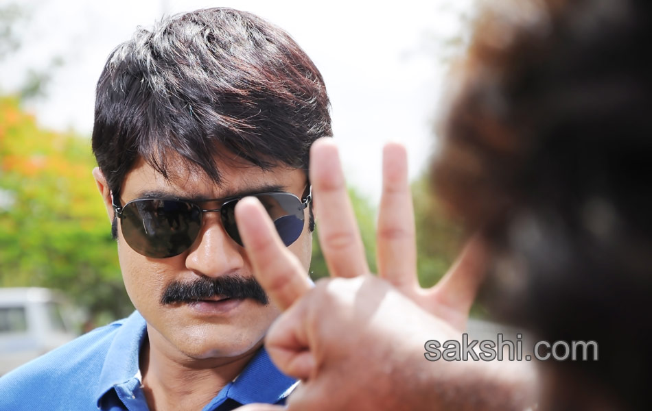 hero srikanth new movie stills13