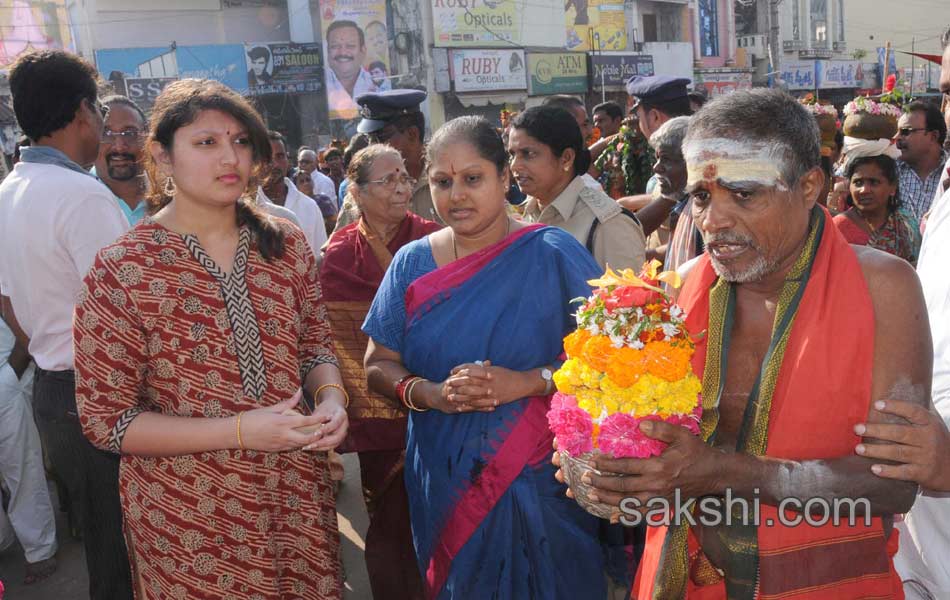 Sri Pydithalli Ammavaru Sirimanu Utsavam2