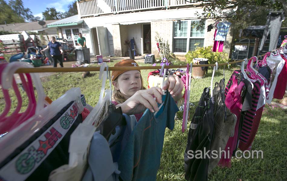 Hurricane flood in texas - Sakshi13