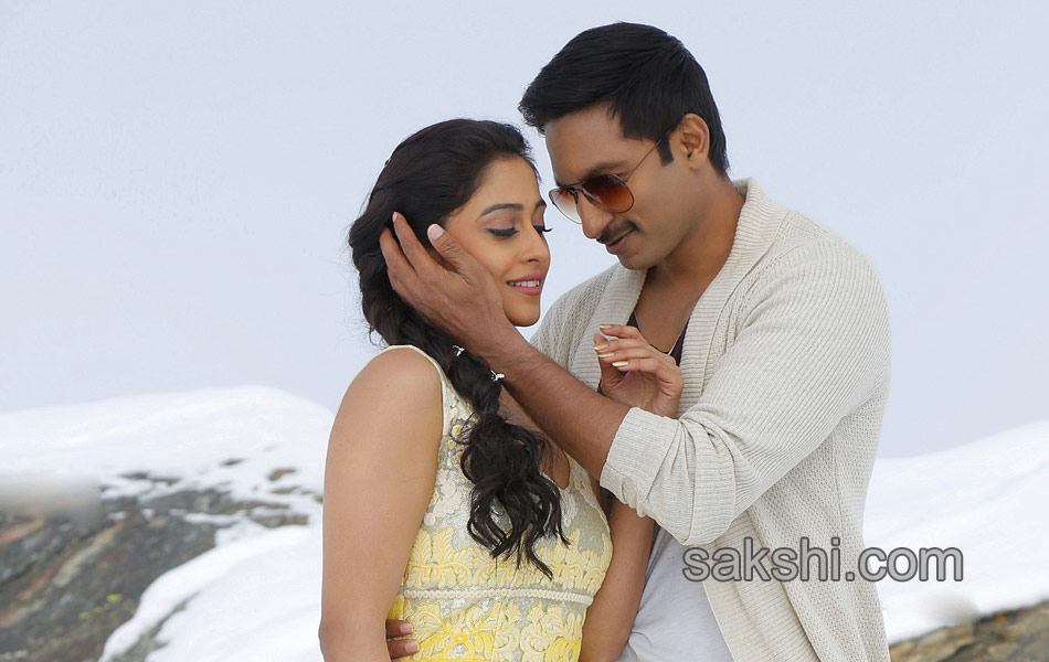 Soukyam Movie Photos5