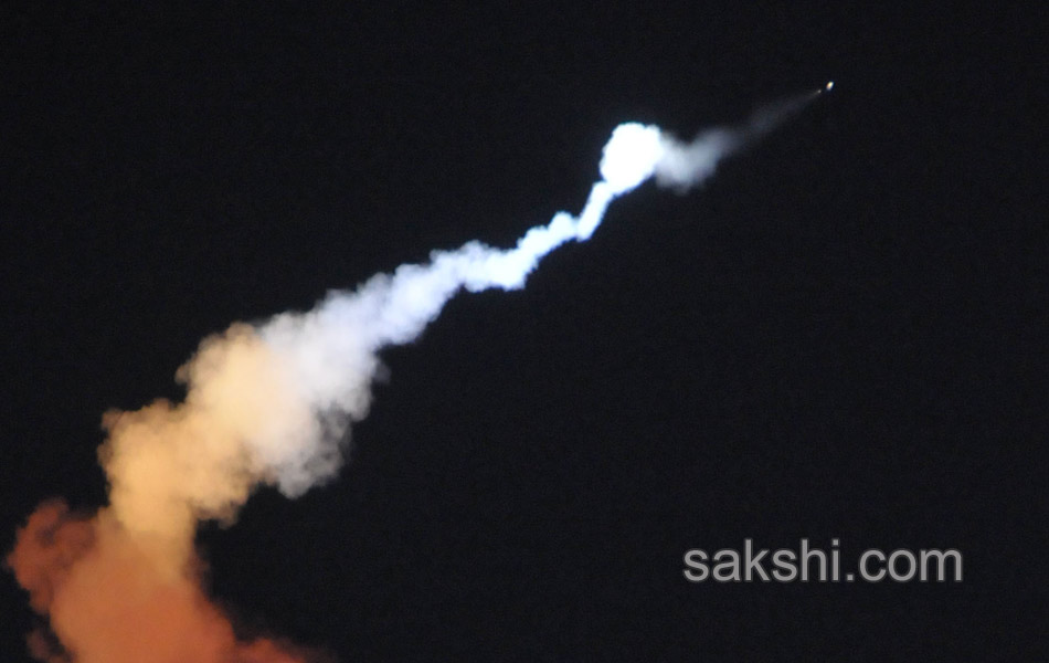 Isro launches new pslv c 29 rocket srihari kota1