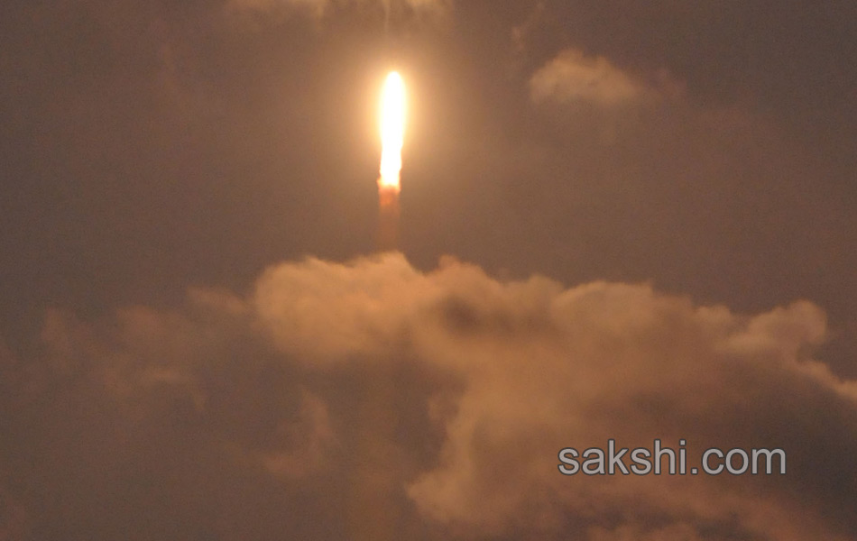 Isro launches new pslv c 29 rocket srihari kota13