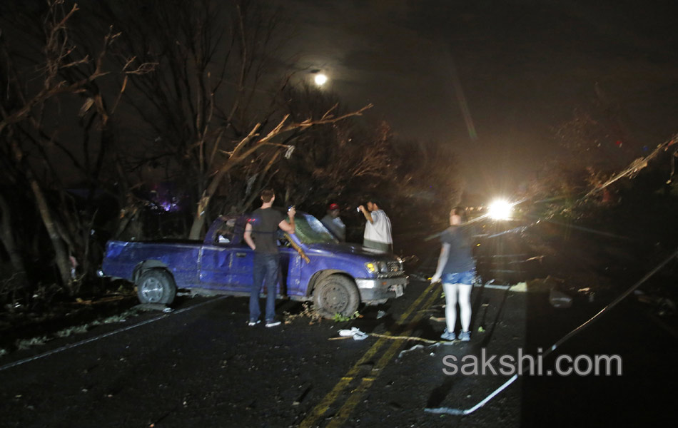 tornado in Garland - Sakshi8