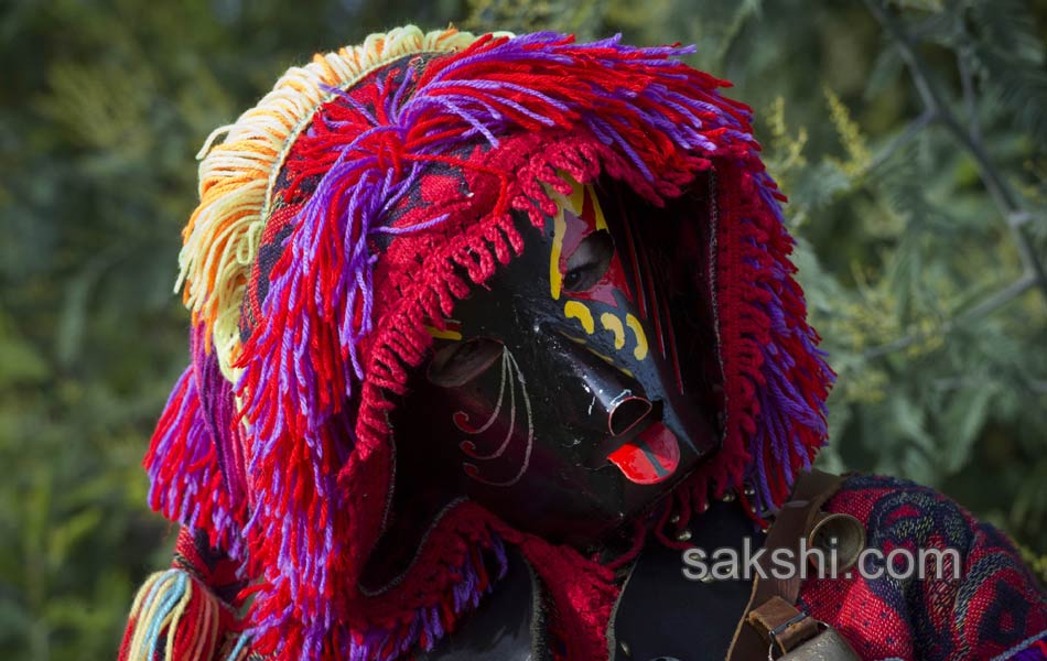 traditional caretos12