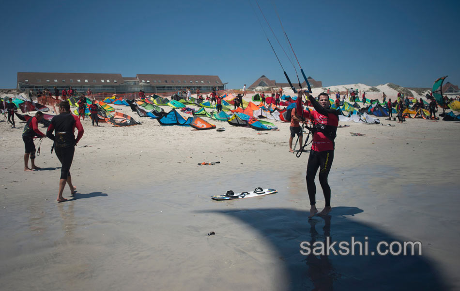 Kite surfing2