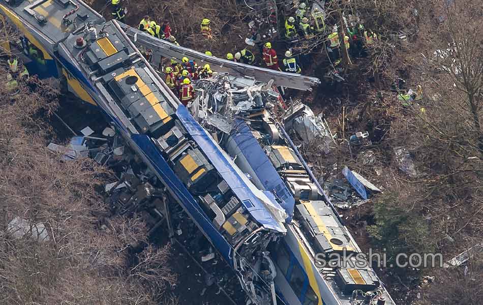 Germany Train Crash2