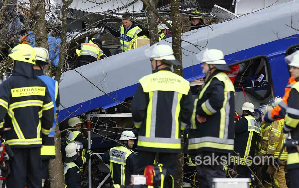 Germany Train Crash11