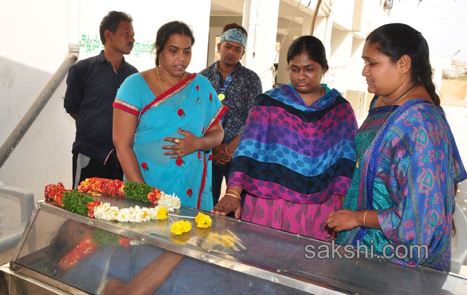 Junior Artist and Comedian Banda Jyothi Passes Away - Sakshi4