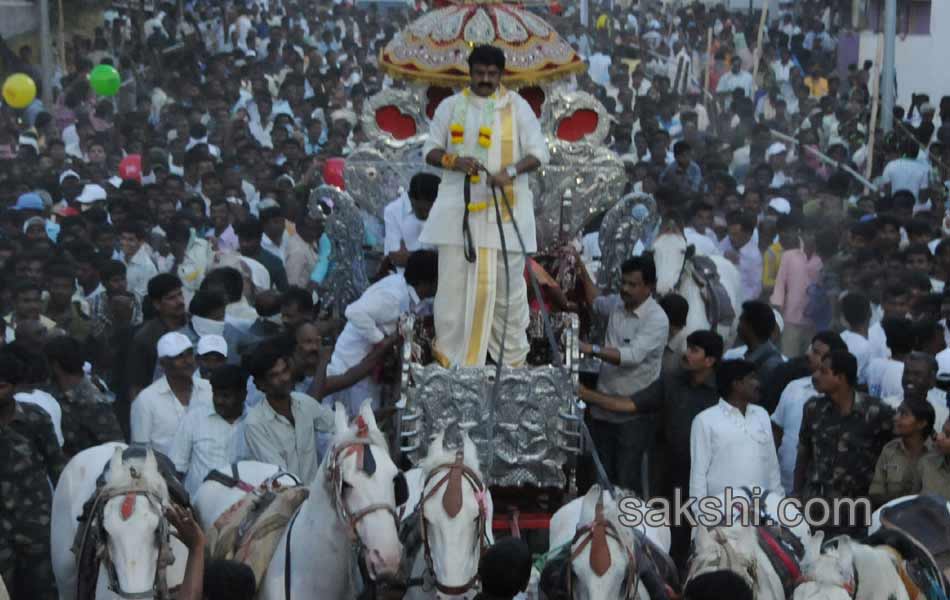 Lepakshi fete off to a colourful start23