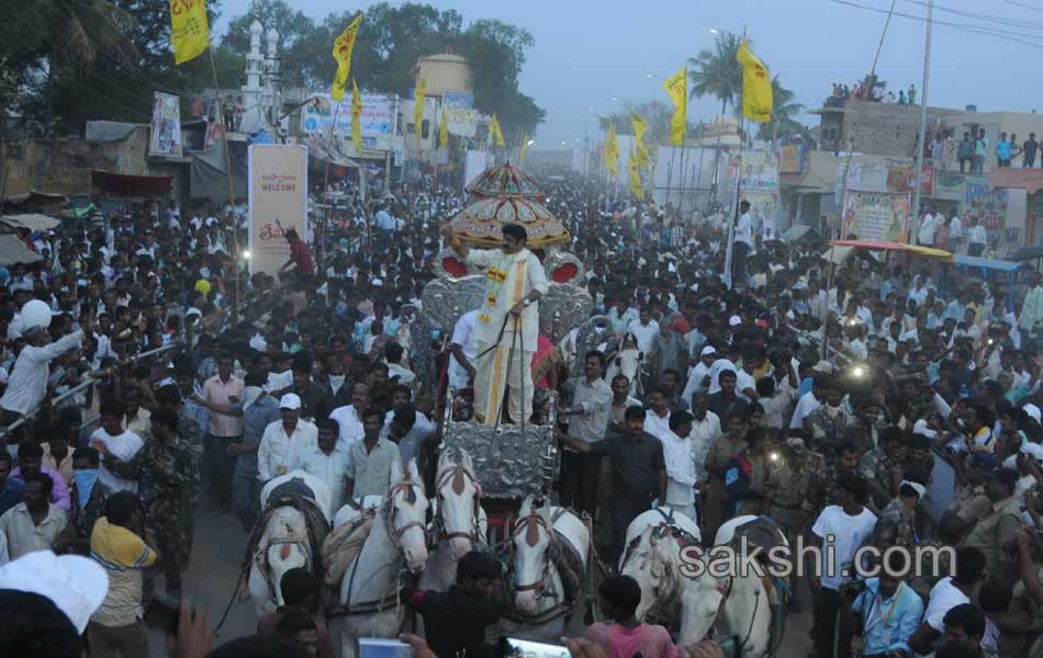 Lepakshi fete off to a colourful start28