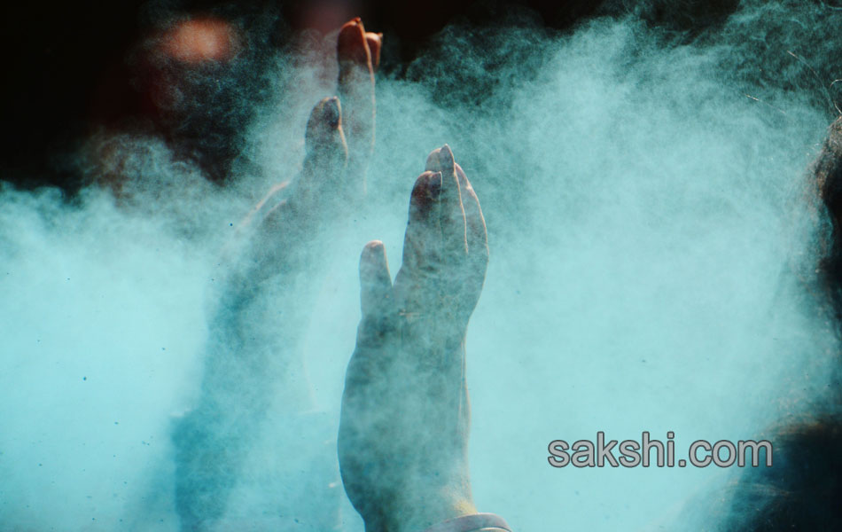 Holi celebrations10