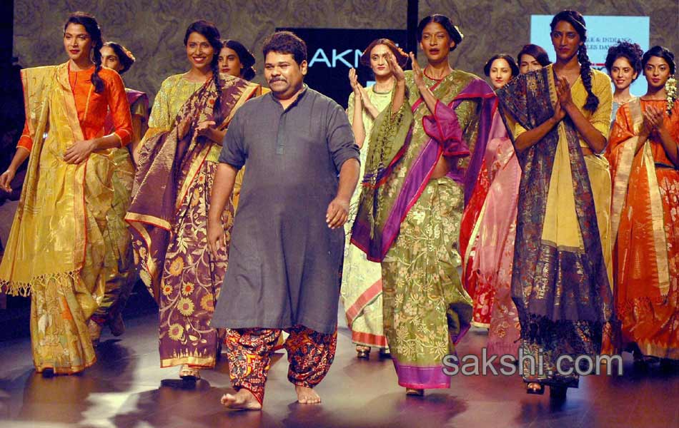 Lakme Fashion Week in Mumbai8