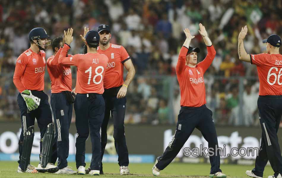 West Indies win World T20 final as Carlos Brathwaite sinks England24