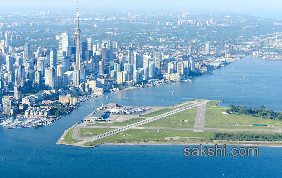 Worlds 10 most stunning airport approaches6