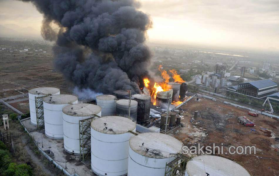 Fire breaks out at Visakhapatnam bio diesel plant fire23