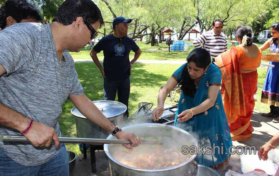 vanabhojanalu by telangana peoples association of dallas - Sakshi15